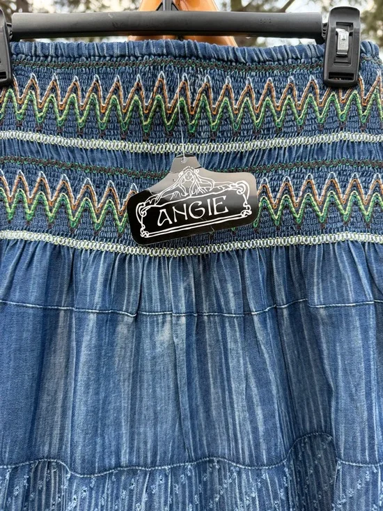 Angie NWT Strapless Denim Maxi Dress Skirt Convertible Smocked Boho Y2K Size S - Picture 5 of 7